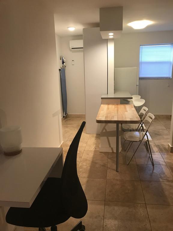 Wave Beach Vacation Rentals Pompano Beach Quarto foto