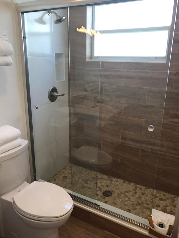 Wave Beach Vacation Rentals Pompano Beach Quarto foto