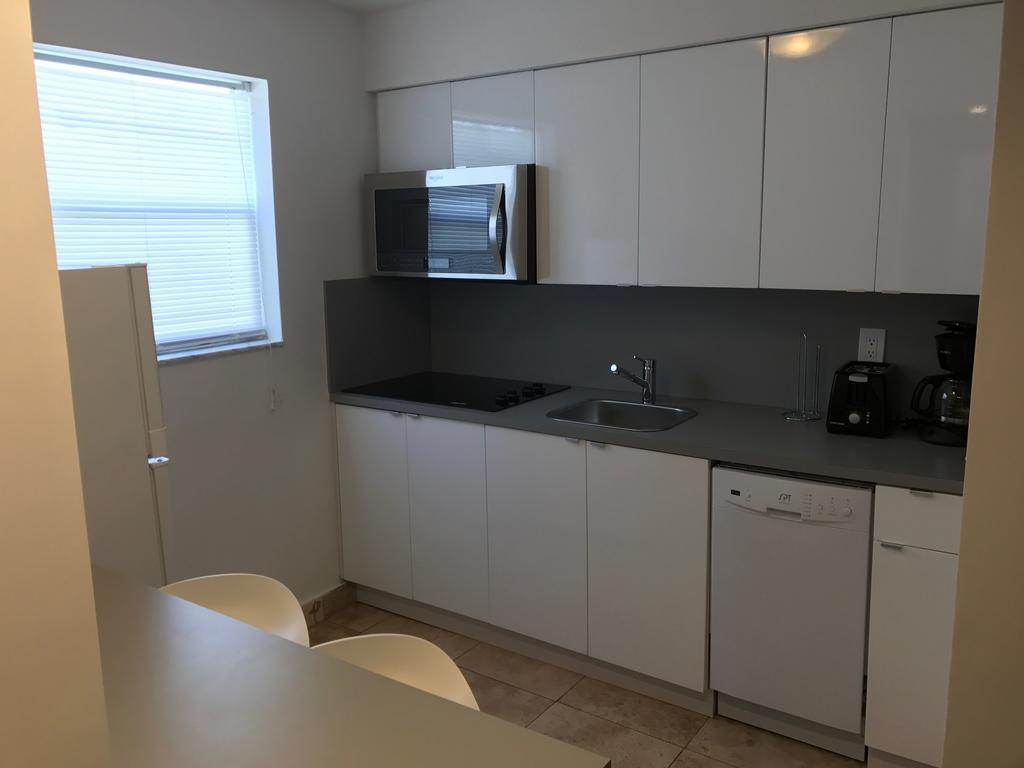 Wave Beach Vacation Rentals Pompano Beach Quarto foto